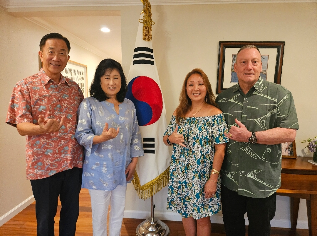 Dinner with MG Stephen Logan (Adjutant General, State of Hawaii) & Mrs. Logan